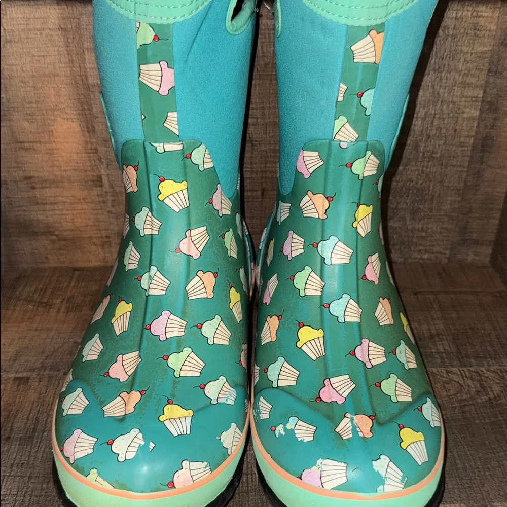 BOGS Cupcake  Boot- size 5